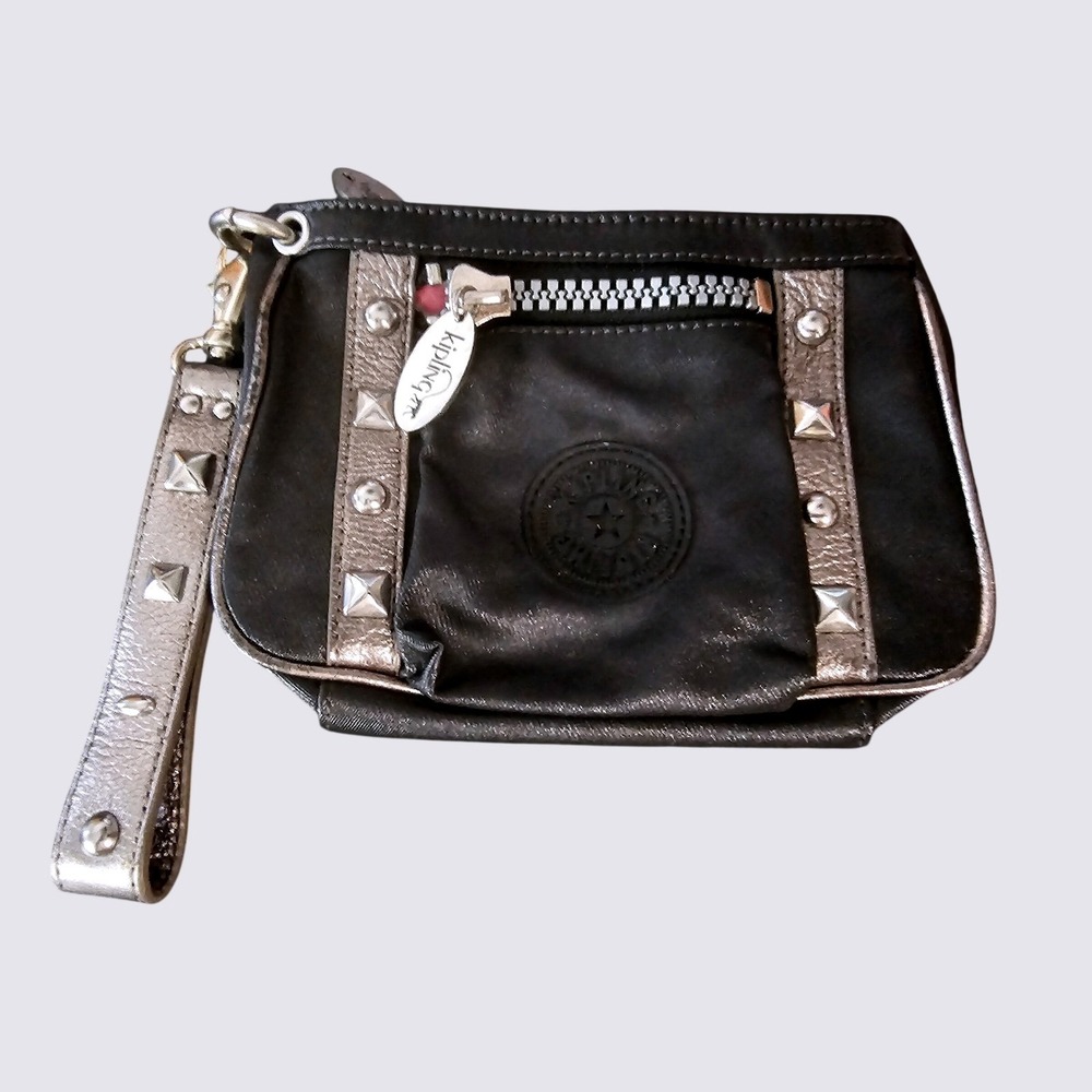 Kipling Edgy Goth Wristlet Black Silver Studded Chunky Zip #ST10